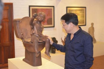 Triển lãm nghệ thuật của NSND Vương Duy Biên tại Pháp