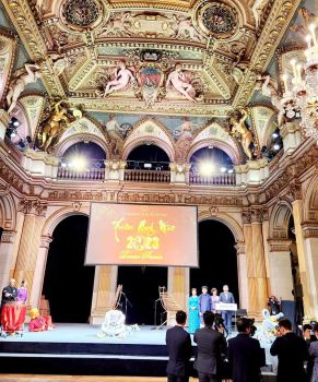 Một số hình ảnh Tết Quý Mão 2023 được tổ chức vào ngày 06.02.2023 tại Tòa thị chính Thành phố Paris do Trung tâm Văn hóa Việt Nam tại Pháp tham gia triển khai thực hiện dưới sự chỉ đạo của Đại sứ quán Việt Nam tại Pháp