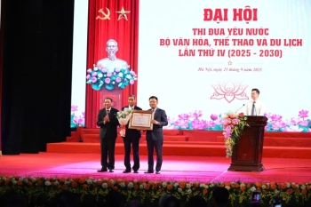 Thi đua để thực hiện cho bằng được tuyên ngôn hành động của Bộ và Ngành VHTTDL: 